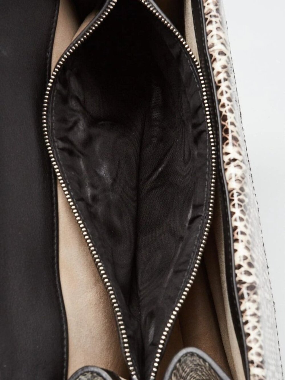 Gucci Beige GG Supreme Coated Canvas and Python Embroidered Dionysus Small - Picture 10 of 12